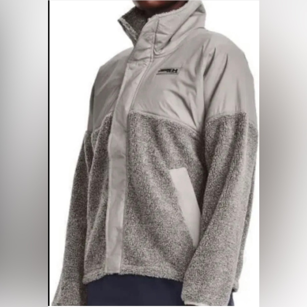 NWT Under Armour UA Mission Boucle Swacket Women's Jacket Gray Medium Heather